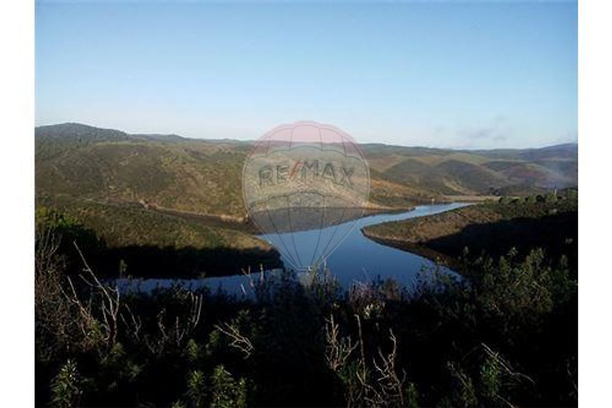 Terreno à venda em Alcoutim