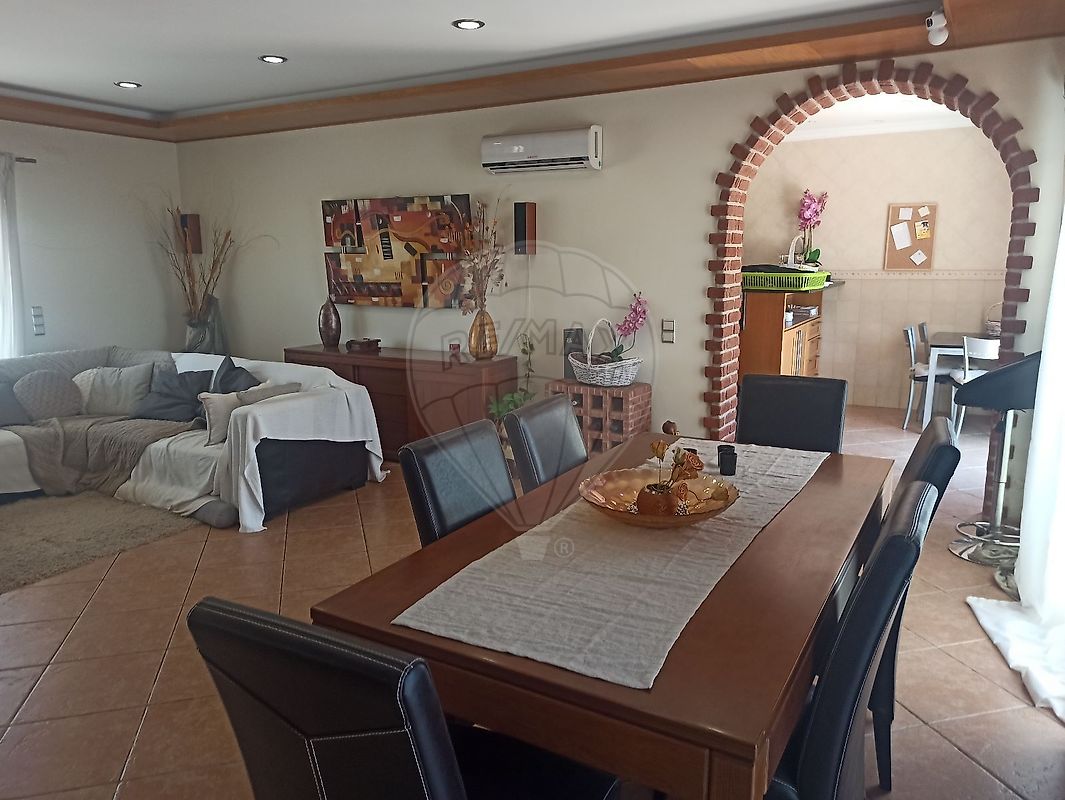 listing 124211068-71 picture-0