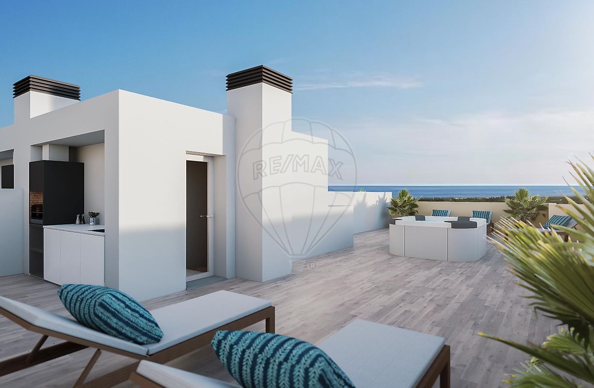 Apartamento T3 à venda em Tavira