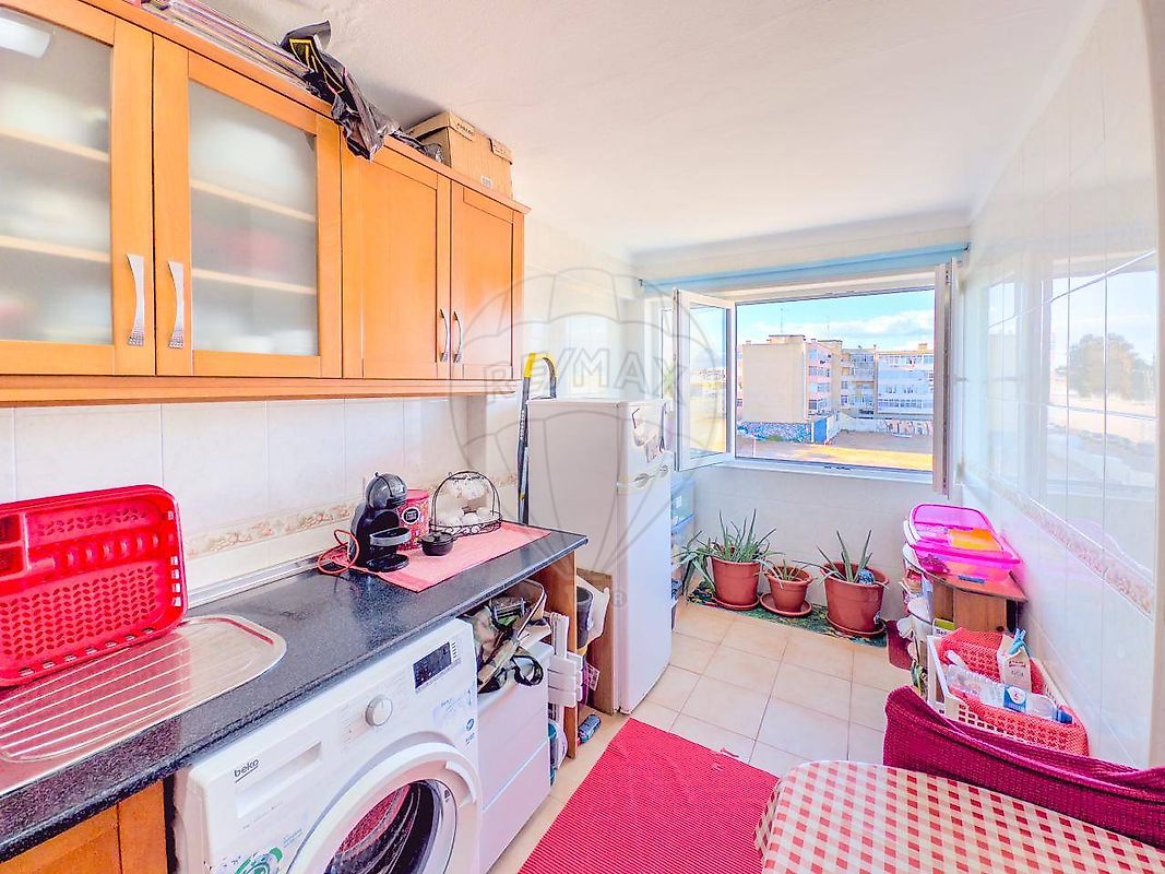 Apartamento T2 à venda em Olhão