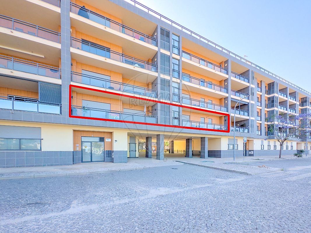 Apartamento T3 à venda em Olhão