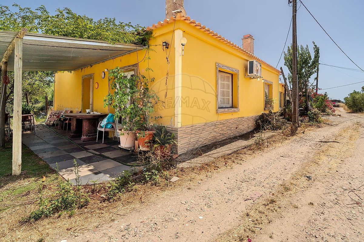 Apartamento T2 à venda em Olhão