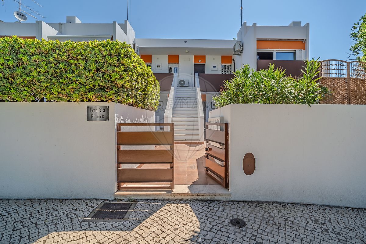 Apartamento T3 para arrendar em Loulé
