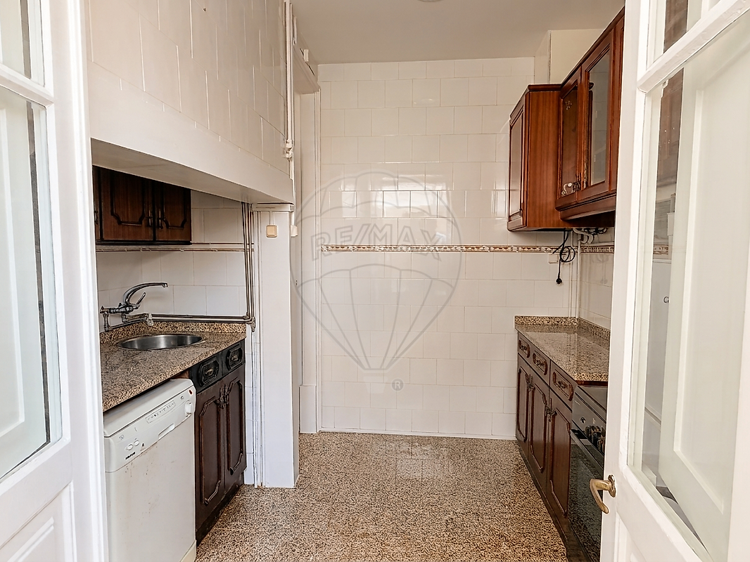 Moradia T4 à venda em Coimbra (Sé Nova, Santa Cruz, Almedina e São Bartolomeu), Coimbra — foto 3