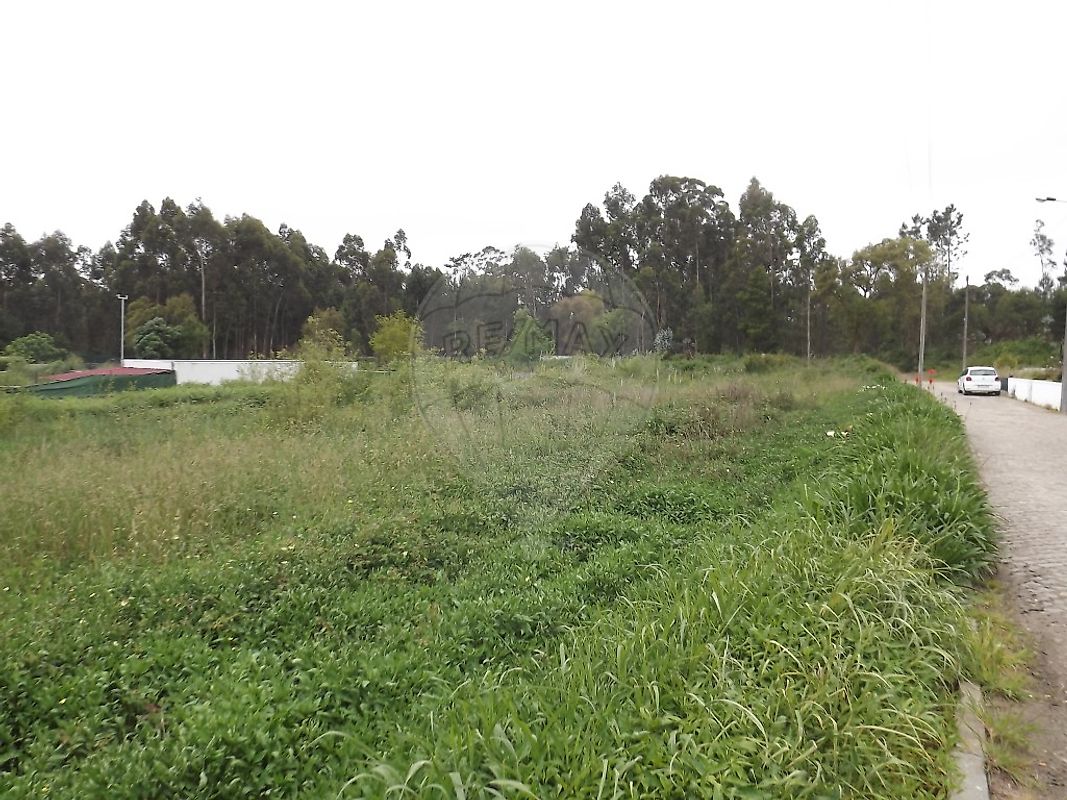 Land for sale in Vila Nova de Gaia, Portugal — €175,000