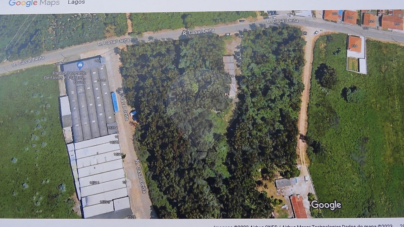 Land for sale in Vila Nova de Gaia, Portugal — €280,000