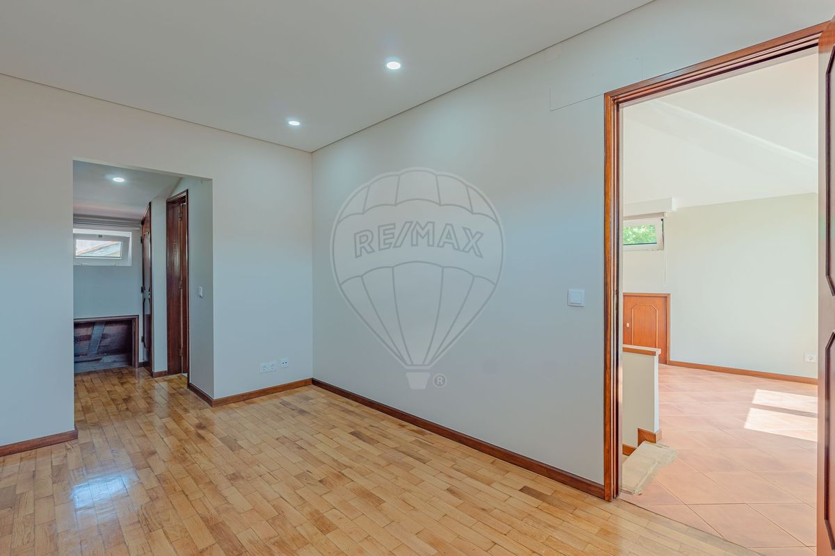listing 124231399-11 picture-0