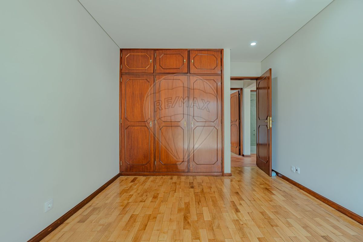 listing 124231399-11 picture-0