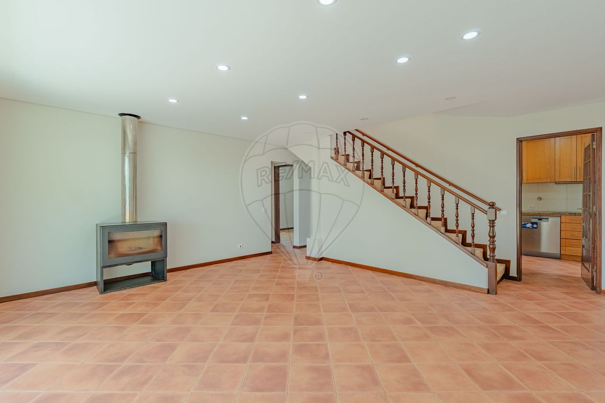 listing 124231399-11 picture-0