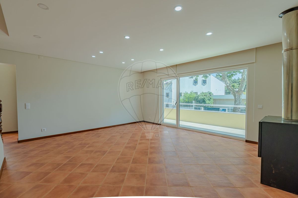 listing 124231399-11 picture-0