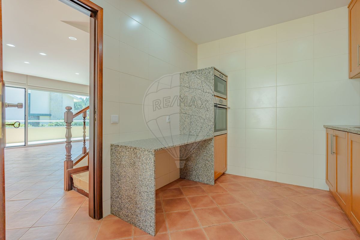 listing 124231399-11 picture-0