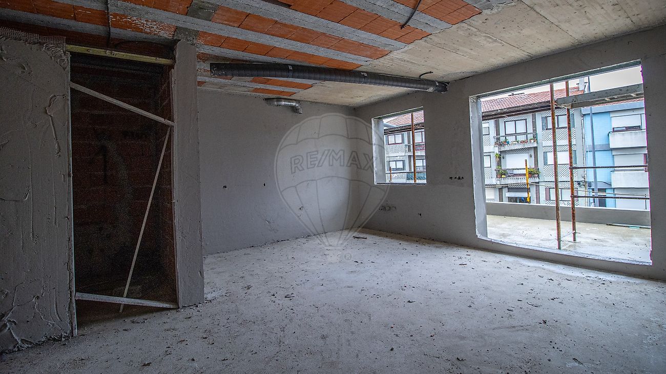 Apartamento T2 à venda em Vila Nova de Gaia