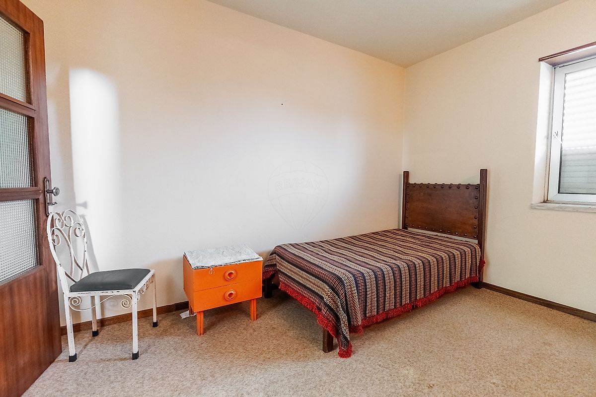 listing 124241009-379 picture-0