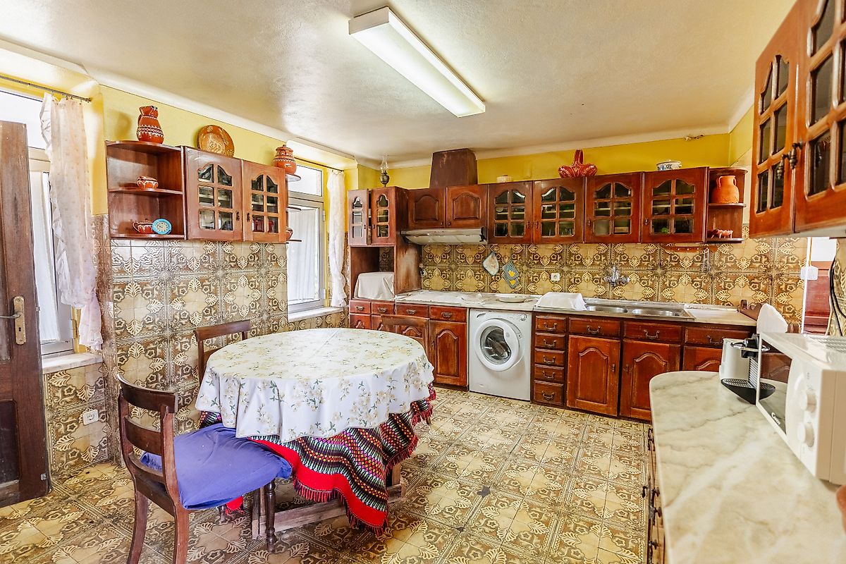 listing 124241009-379 picture-0