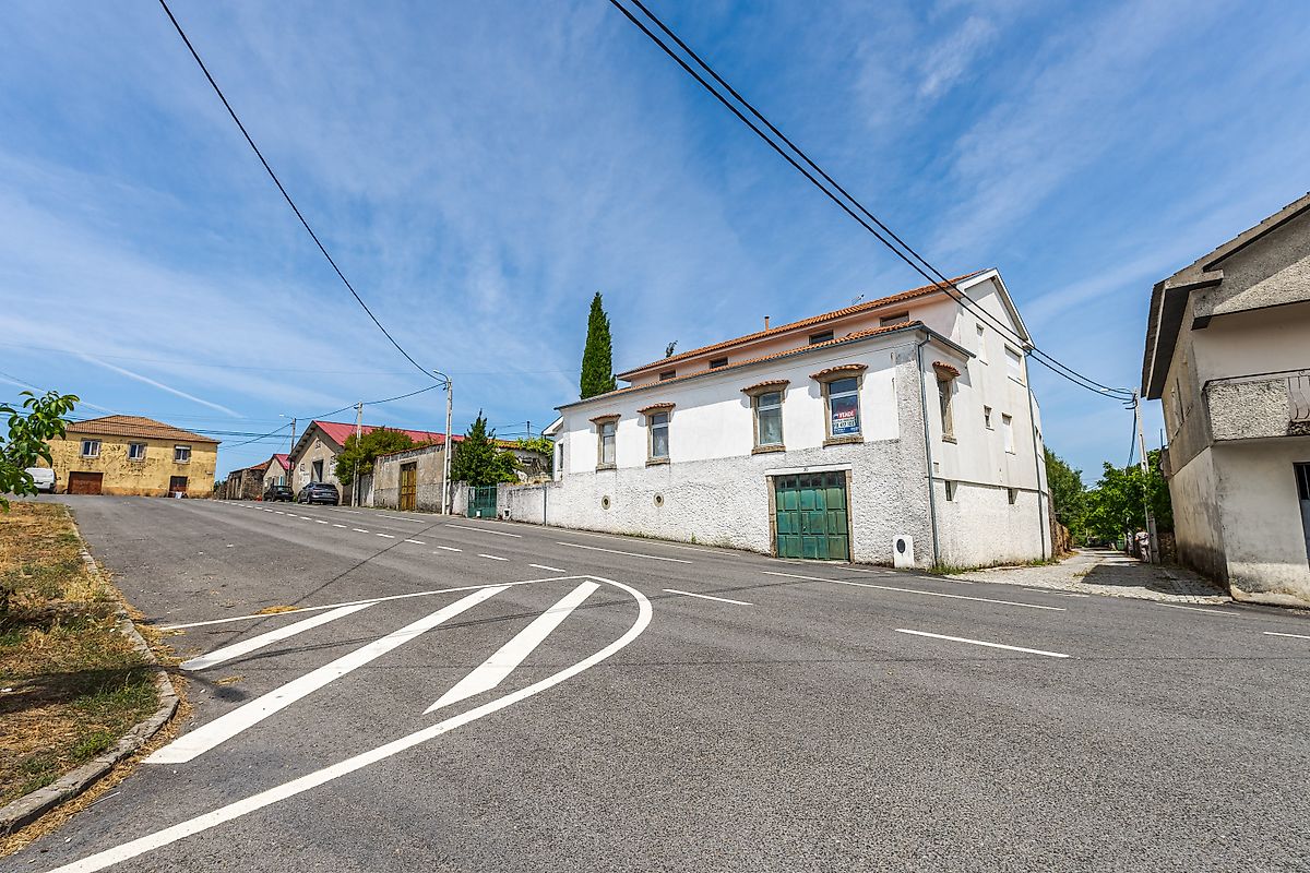 listing 124241009-379 picture-0