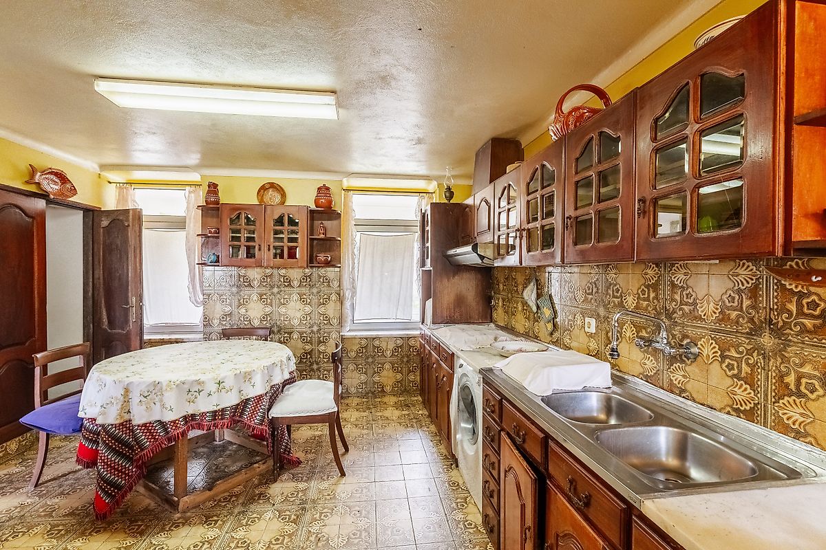 listing 124241009-379 picture-0