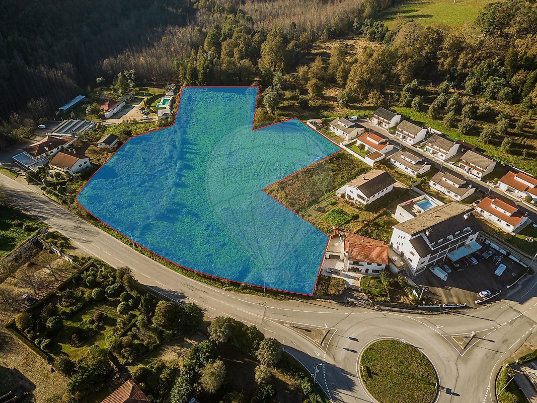 Land for sale in Cabeceiras de Basto, Portugal — €595,000