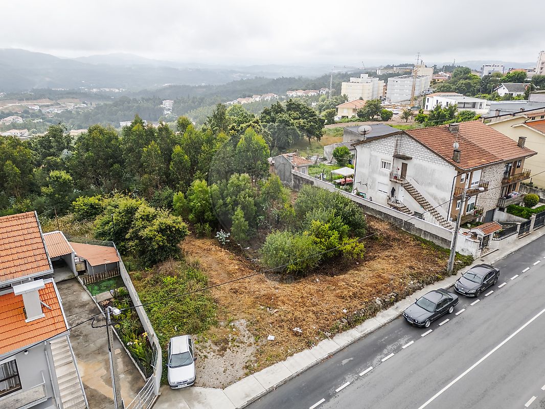 Land for sale in Gondomar, Portugal — €126,000