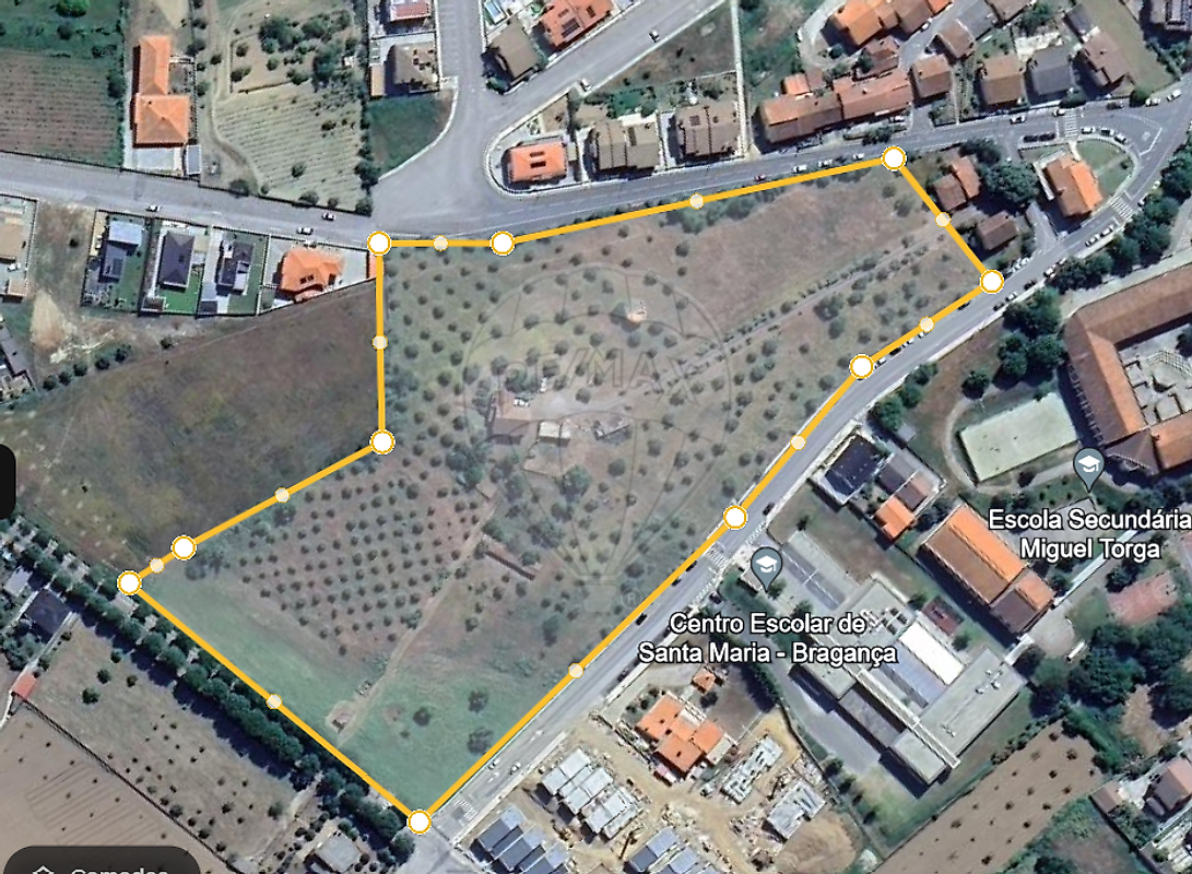 Terreno à venda em Bragança