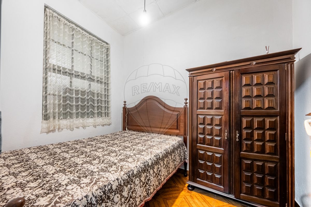 listing 124241009-814 picture-0