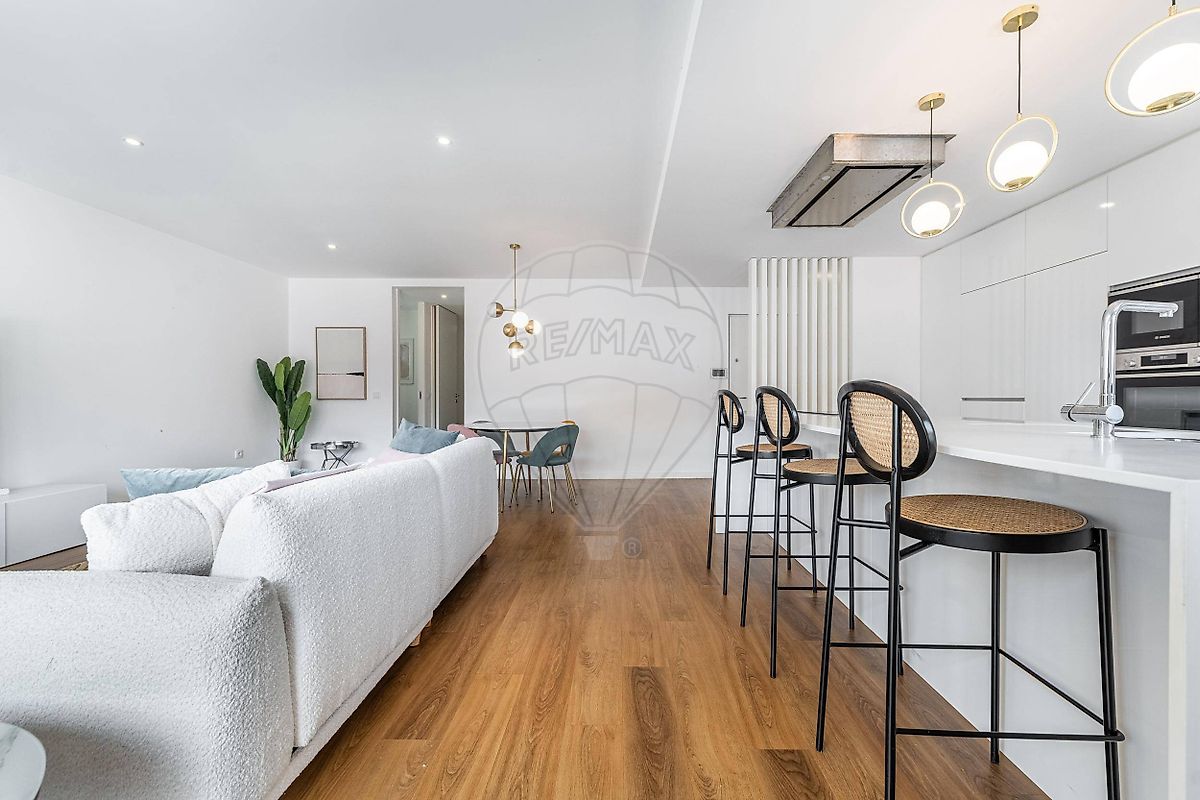 listing 124241115-74 picture-0