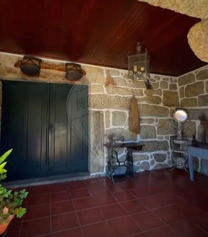 listing 124241022-150 picture-0