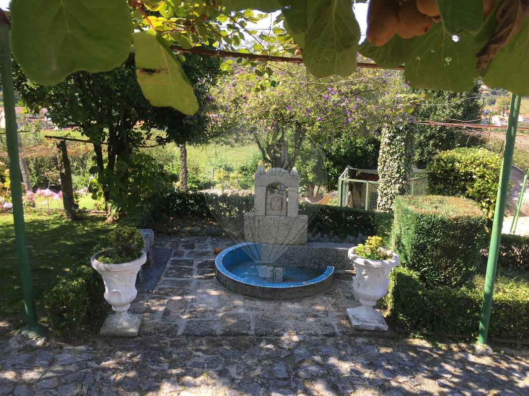 listing 124241022-150 picture-0