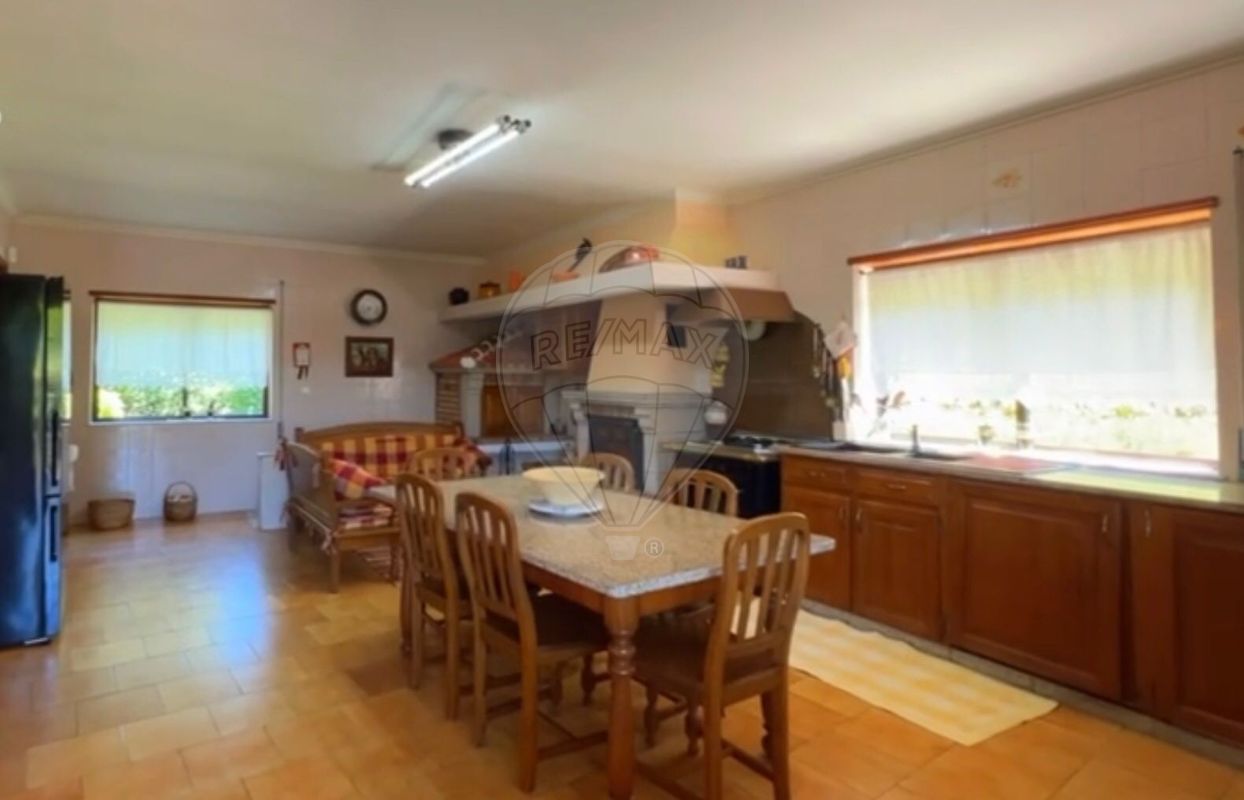 listing 124241022-150 picture-0