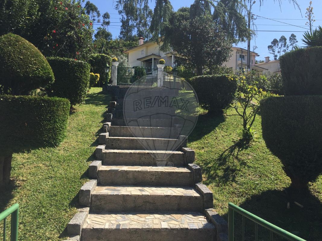 listing 124241022-150 picture-0