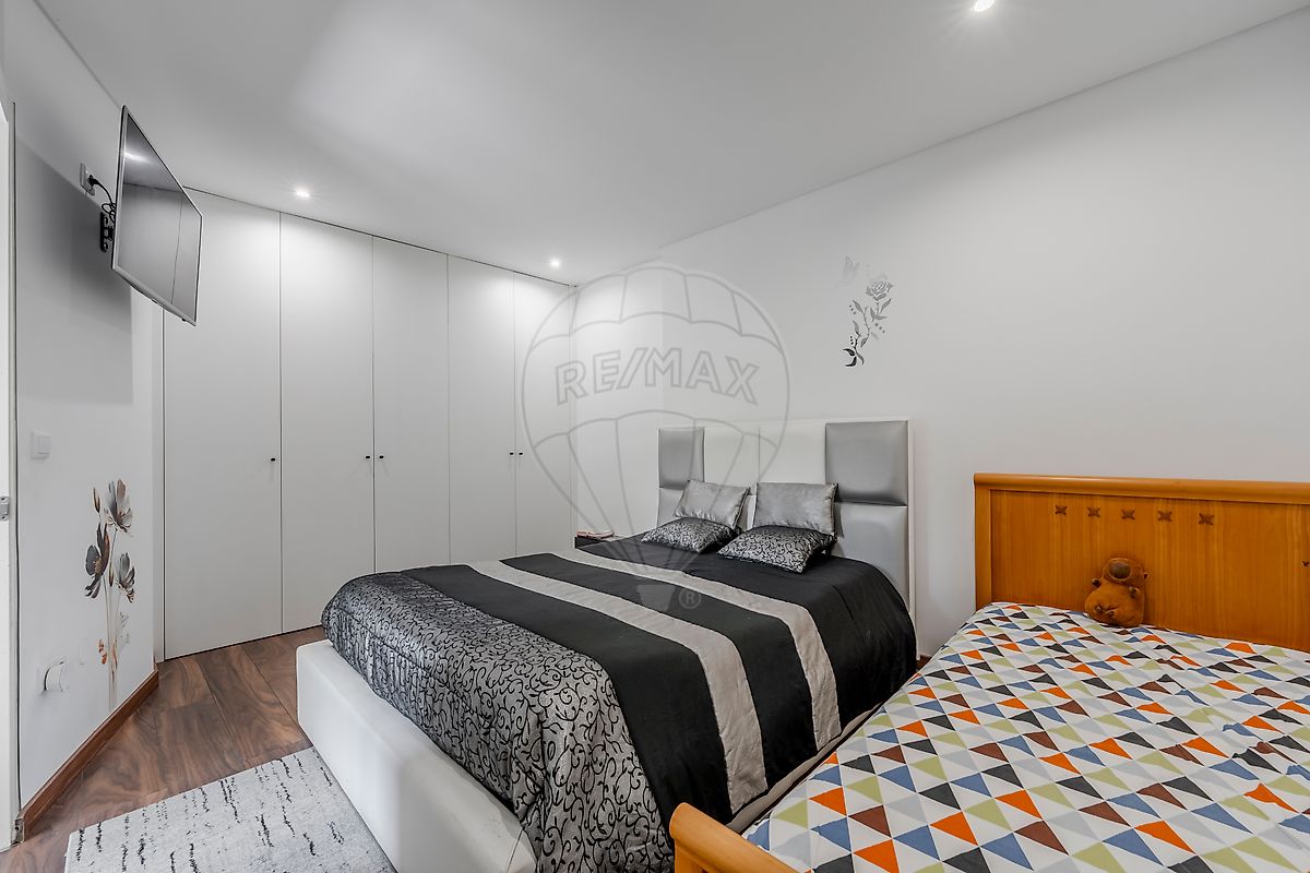 listing 124241236-70 picture-0