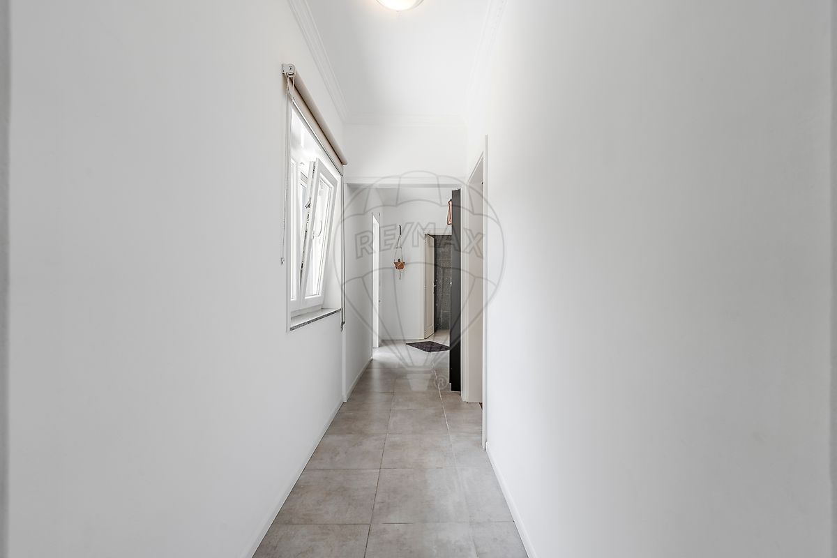 listing 124241236-70 picture-0