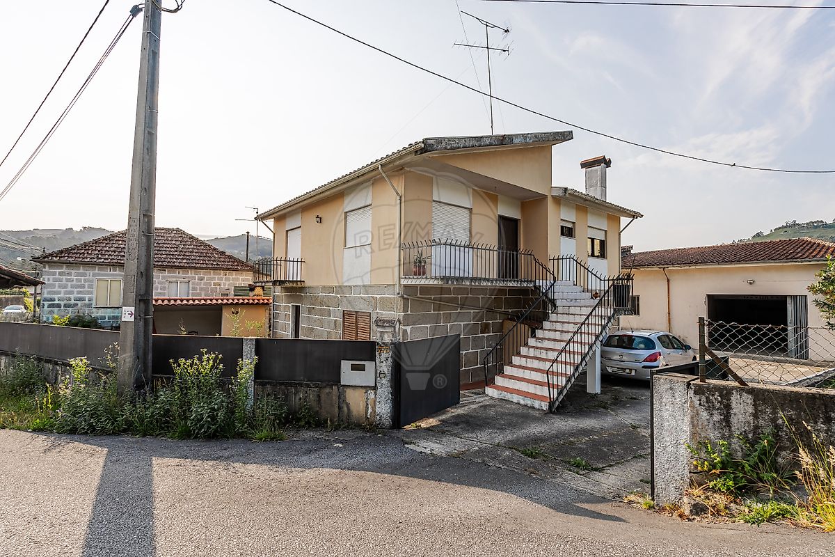 listing 124241009-887 picture-0