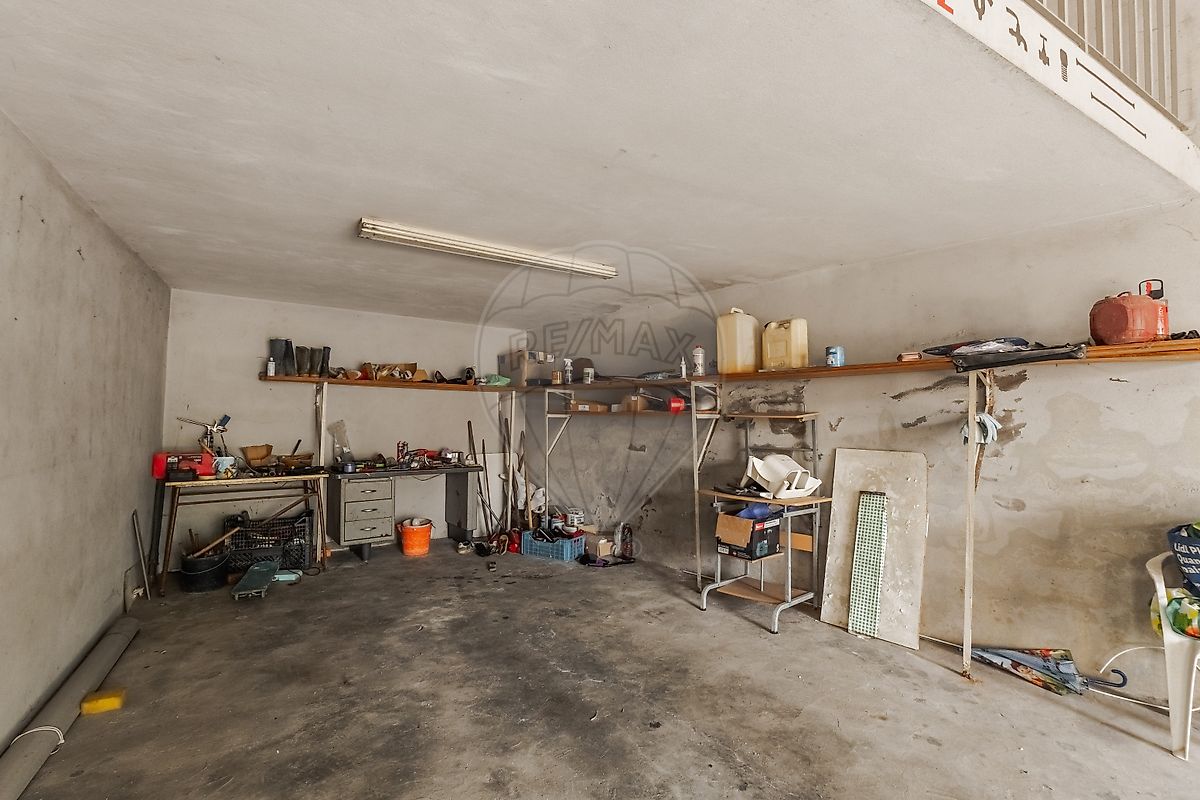 listing 124241009-887 picture-0