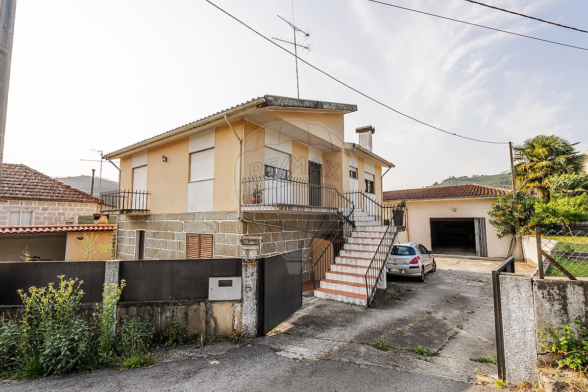 listing 124241009-887 picture-0