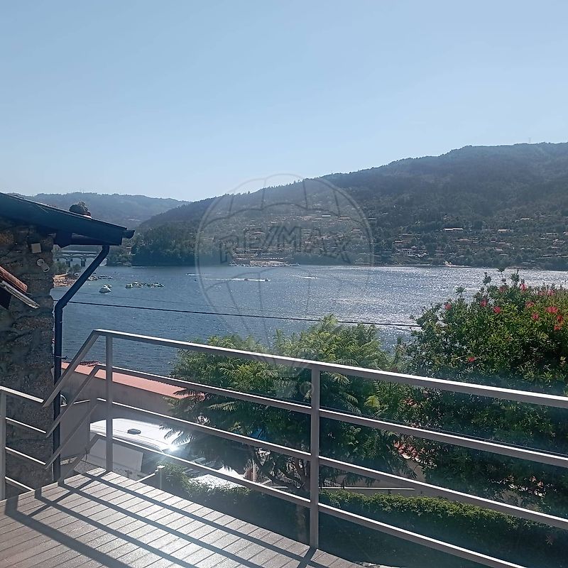 listing 124241009-888 picture-0
