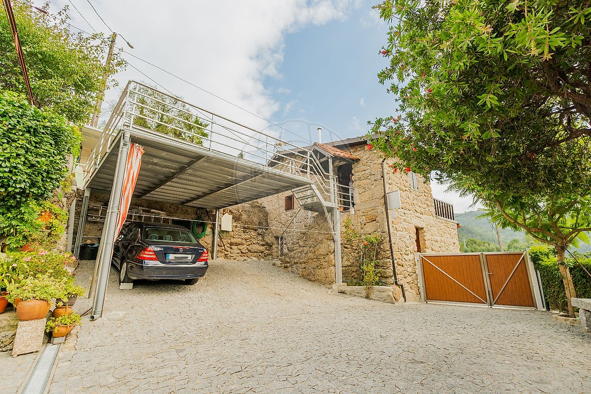 listing 124241009-888 picture-0
