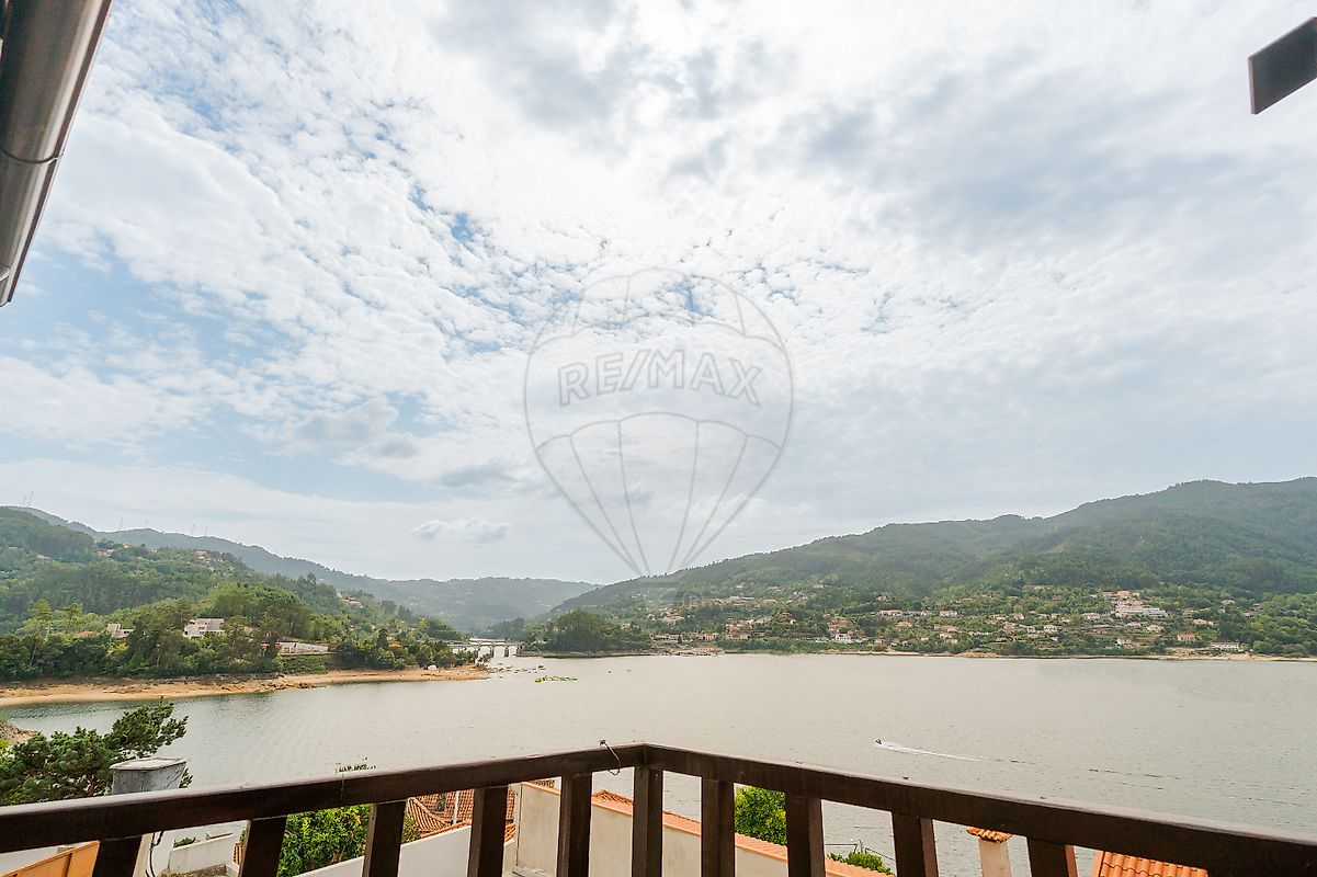 listing 124241009-888 picture-0