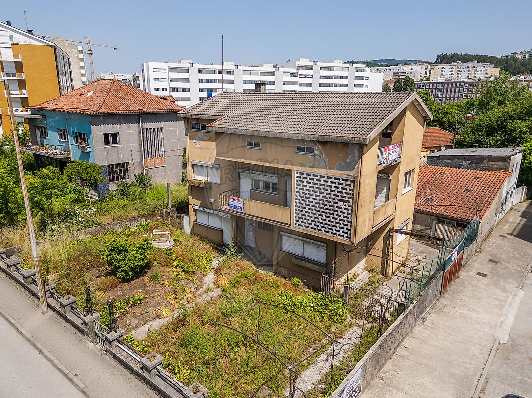 Moradia - Braga (Maximinos, Sé e Cividade), Braga, Braga