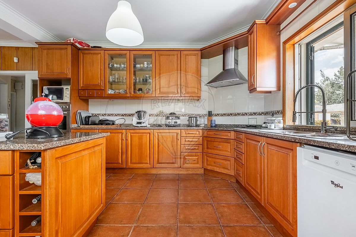 listing 124241009-897 picture-0