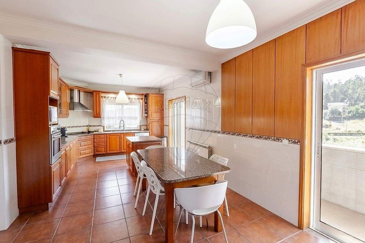 Moradia T4 à venda em Este (São Pedro e São Mamede), Braga — foto 6