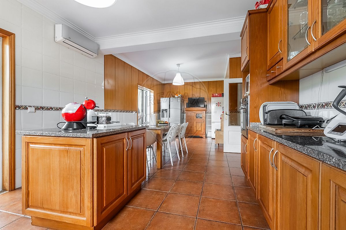 listing 124241009-897 picture-0