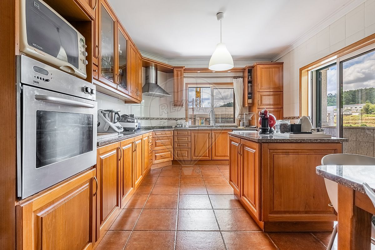 listing 124241009-897 picture-0