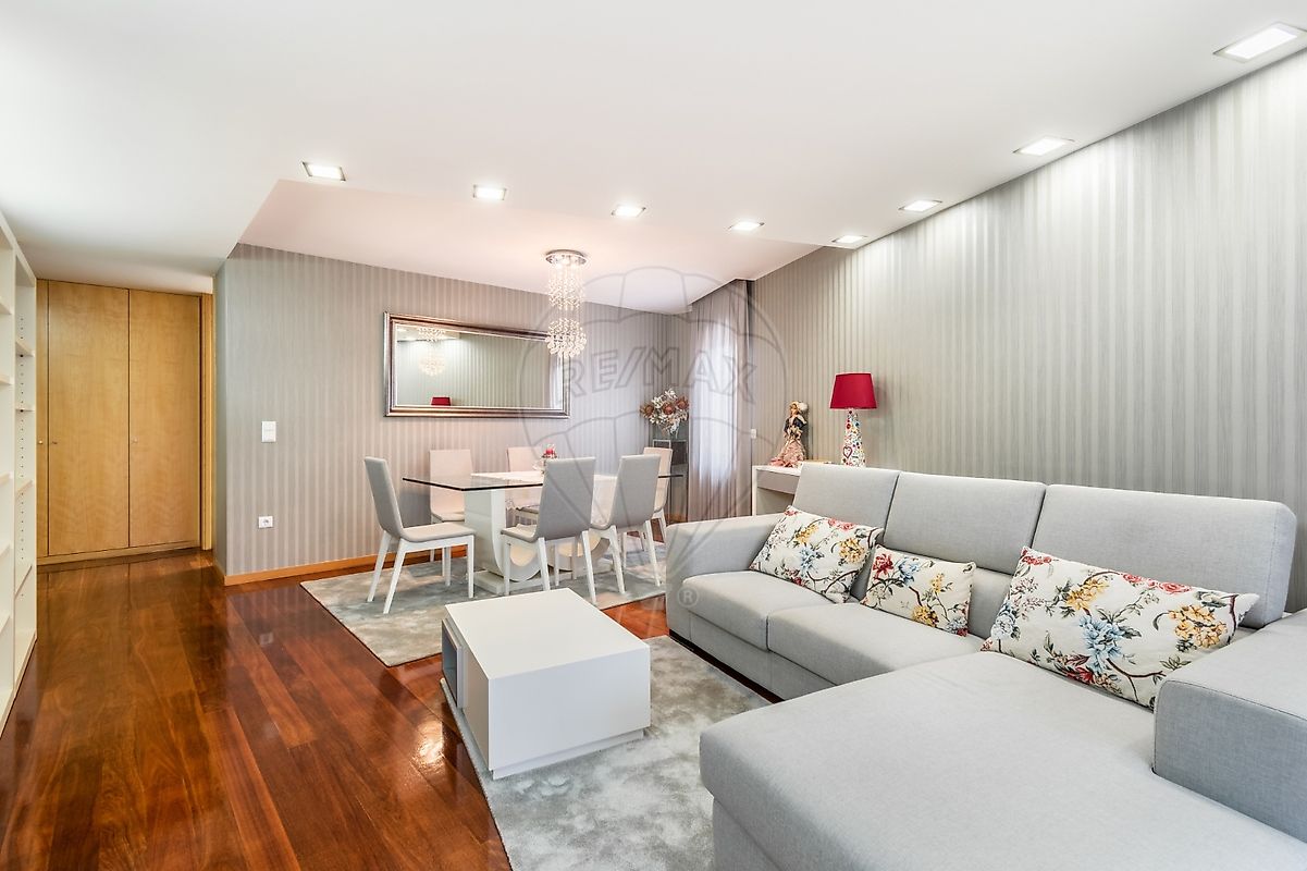 Apartamento T2 à venda em Barcelos