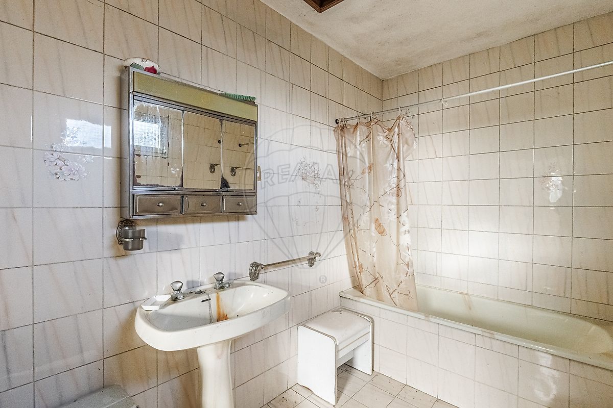 Moradia T4 à venda em Nogueira da Montanha, Chaves — foto 24