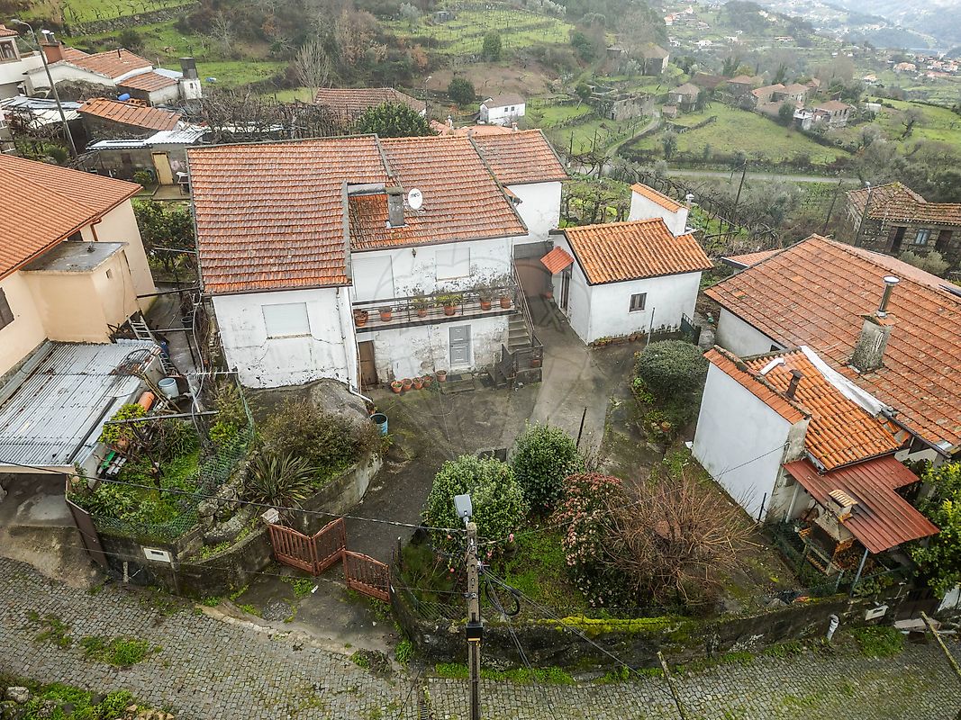 Moradia - Santa Cruz do Douro e São Tomé de Covelas, Baião, Porto