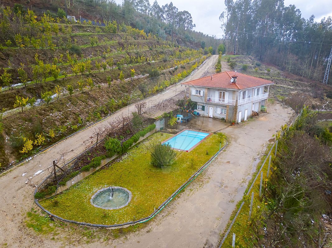 Moradia T4 à venda em Carvalho e Basto (Santa Tecla), Celorico de Basto — foto 37