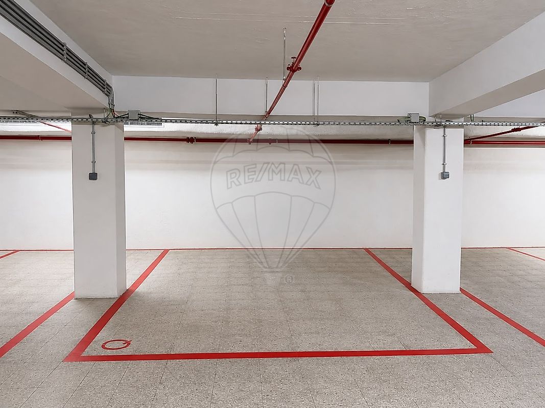 Garagem para arrendar em Lisboa