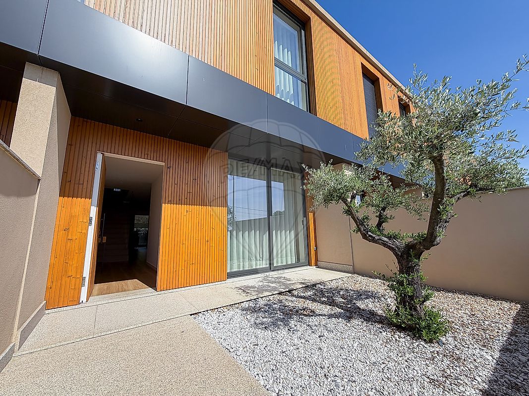 Apartamento T3 à venda em Barcelos