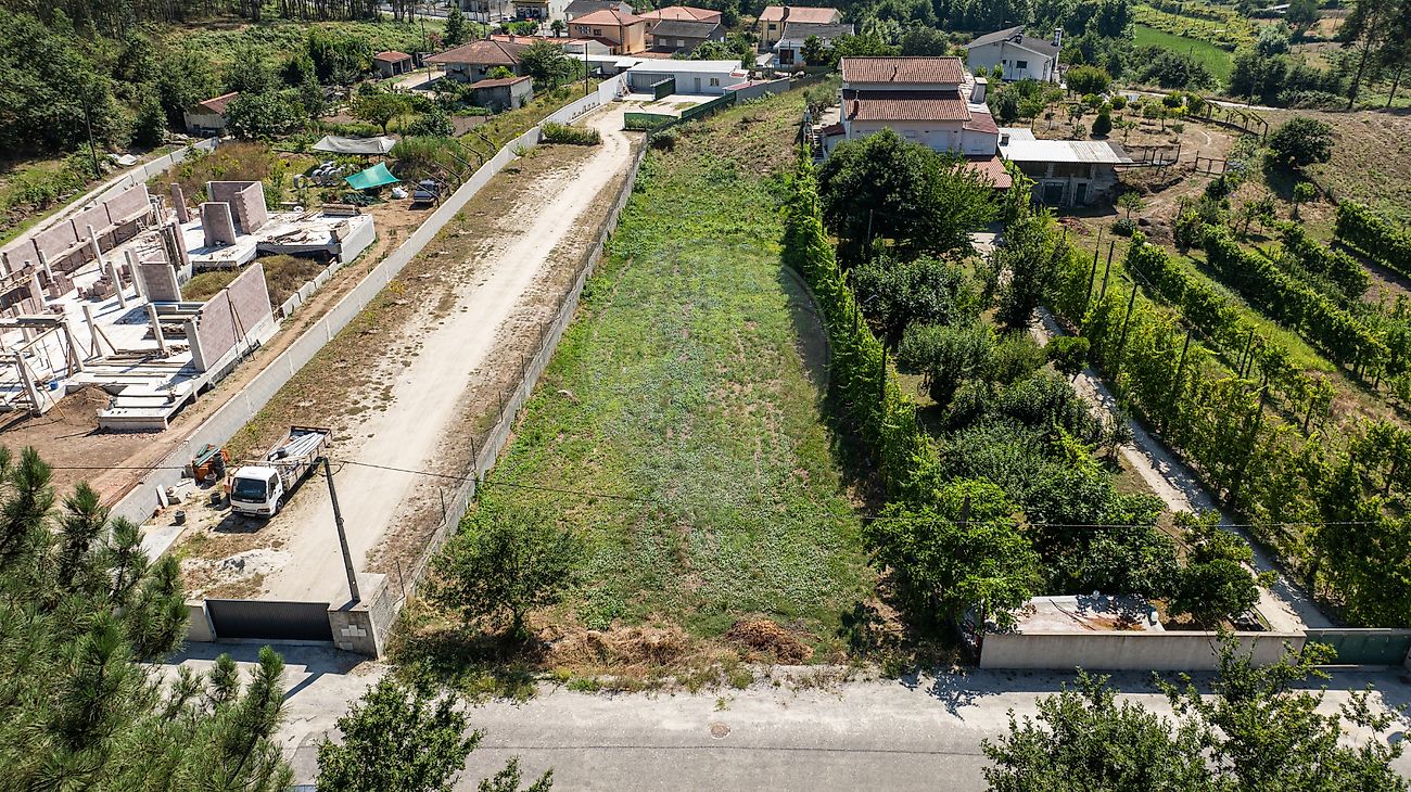 Terreno à venda em Lousada