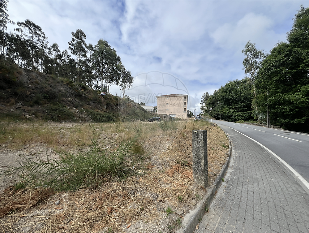 Terreno  à venda em Lousada
